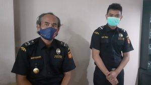 Amankan 882 Botol Miras dan 3 Orang Kurir, BC Dumai Buru Pemilik dan Speed