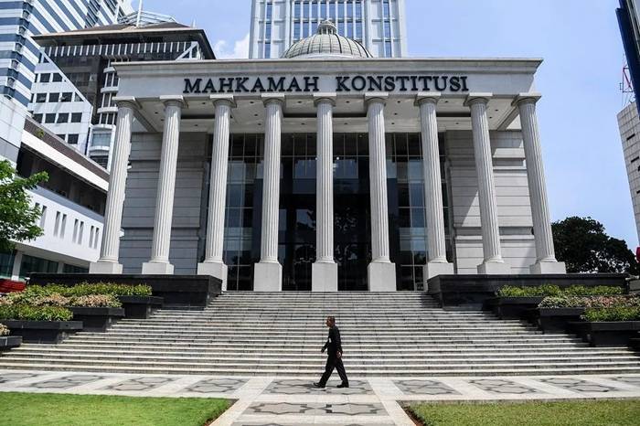 Sidang Putusan Sela Sangketa Pilkada di Riau, Lanjut atau Dihentikan!