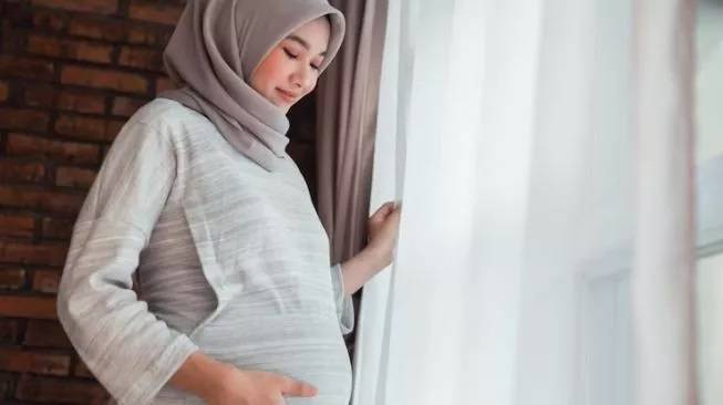 5 Tips Puasa Aman untuk Ibu Hamil, Ini Dia 7 Tips agar Si Kecil Kuat Puasa Ramadan