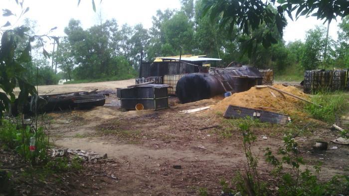 Lokasi Penampungan CPO Ilegal Berdekatan Polsek Dumai Barat