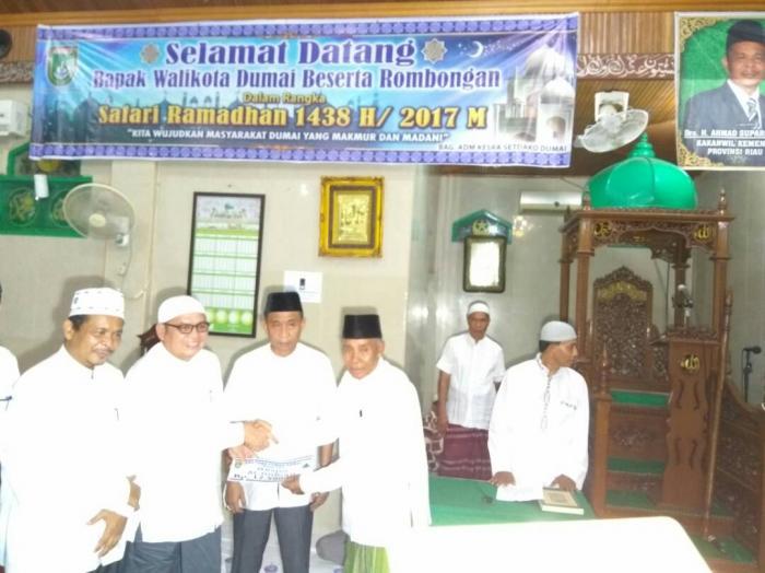 Sekda Dumai Paparkan Dua Program Utama Pemko Saat Safari Ramadhan