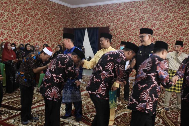 Bupati Rohil Lepas 55 Kafilah Rohil Di MTQ ke-40 Tingkat Provinsi, Afrizal: Tunjukan Prestasi Terbaik dan Raih Juara