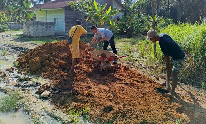 PT SDO Tingkatkan Akses Jalan bagi Masyarakat Lubuk Gaung, Dumai