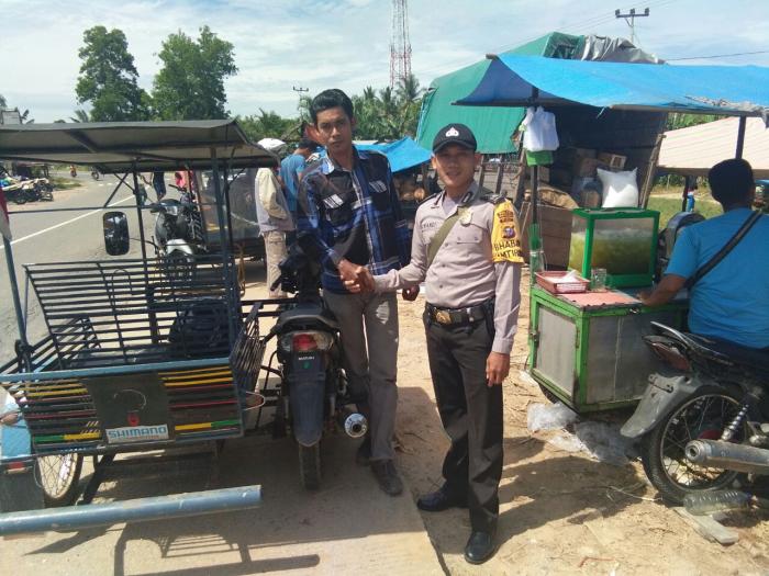 Personil Bhabinkamtibmas Polsek Bangko Pusako Gelar Patroli Rutin dan Sambang Warga