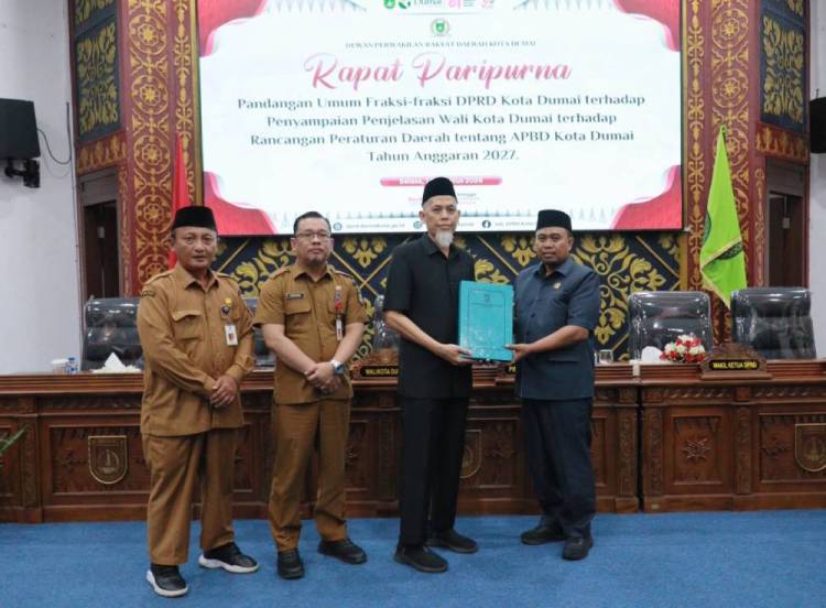 Wali Kota H. Paisal Hadiri Rapat Paripurna Pandangan Umum Fraksi DPRD Dumai Terhadap Ranperda APBD TA 2027