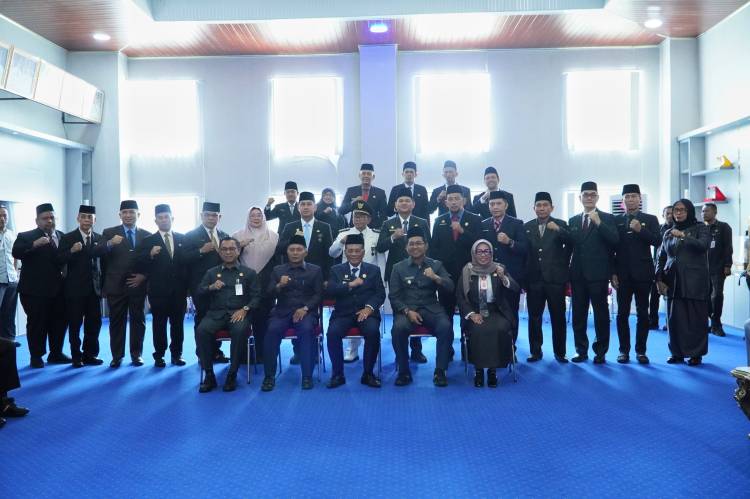 Lantik 21 Pejabat, Bupati Rohil H. Bistamam: Jabatan Adalah Amanah, Segera Beradaptasi