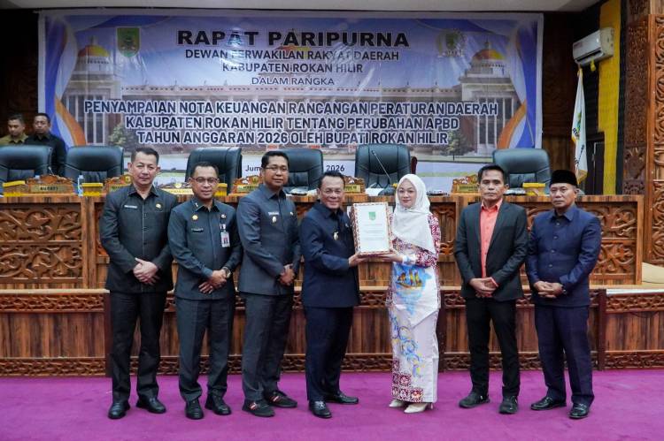 Bupati Rokan Hilir Haji Bistamam Menyampaikan Nota Keuangan Perubahan APBD 2026 dalam Rapat Paripurna DPRD