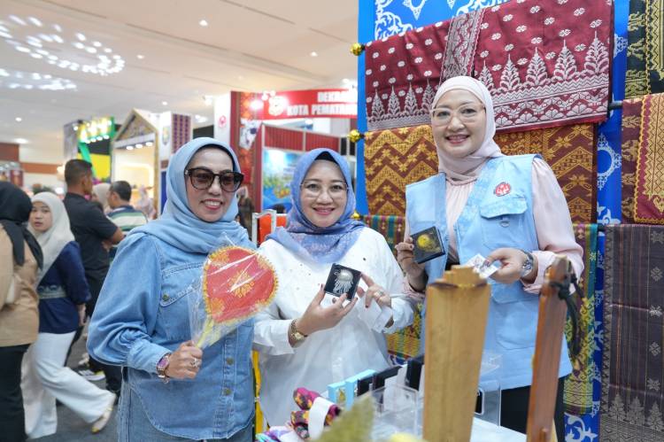 Hadiri KriyaNusa 2026, Ketua Dekranasda Rohil Komitmen Bawa Kerajinan Negeri Seribu Kubah ke Kancah Nasional dan Global
