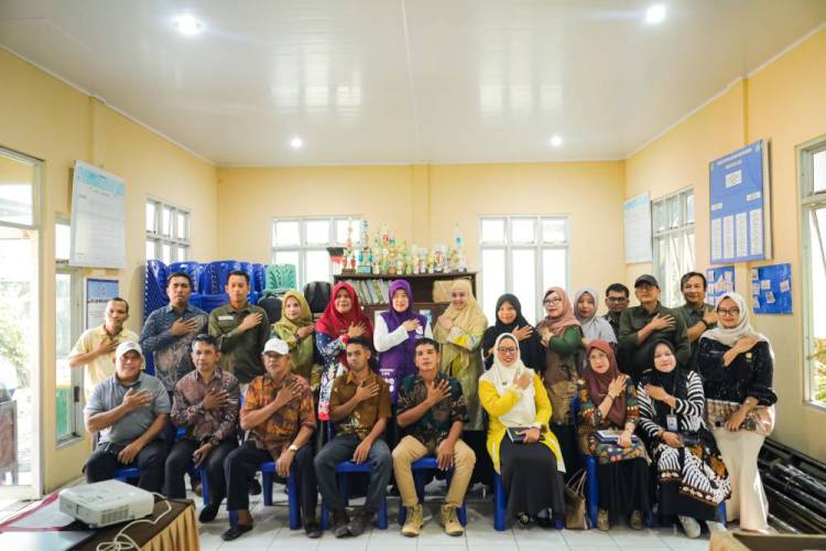Perkuat Layanan Kesehatan Primer, Hj. Leni Ramaini Buka Sosialisasi dan Bimtek Posyandu ILP di Kelurahan Mundam