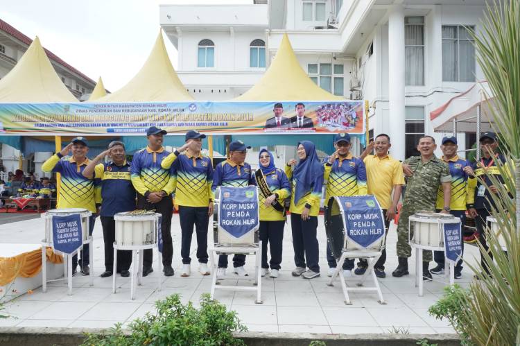 Meriahkan HUT ke-27 Rohil, Bupati H. Bistamam Resmi Buka Festival Drumband dan Marching Band 2026