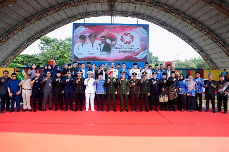 Pemko Dumai Sukses Gelar Upacara Peringatan Sumpah Pemuda ke-98, Ketua KNPI Ajak Pemuda Jadi Generasi Idaman