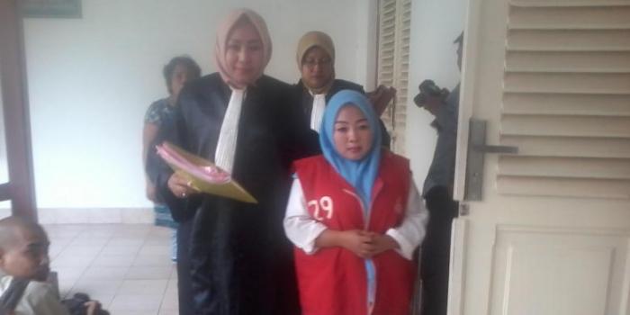 Gara-gara Curhat di Facebook, Ibu Rumah Tangga di Makassar Disidangkan