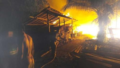 Aset Polres Inhil Ikut Dilalap Sijago Merah
