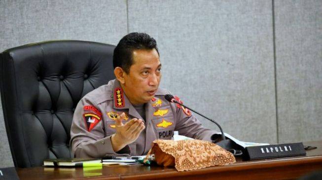Polri Mutasi 704 Perwira, Wakapolda Riau Tabana Bangun Jadi Kapolda Kepri