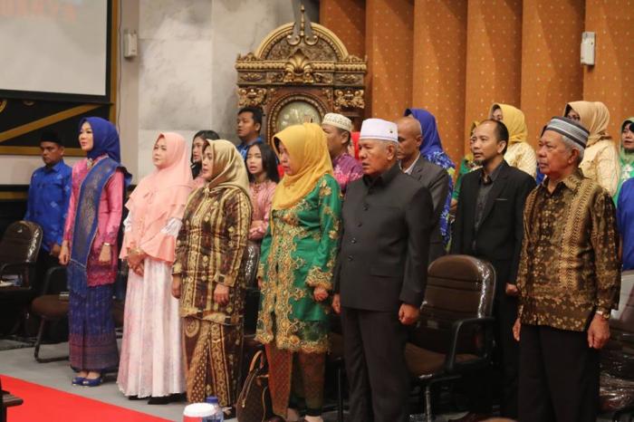 Sumpah Jabatan PAW Ketua DPRD Pekanbaru