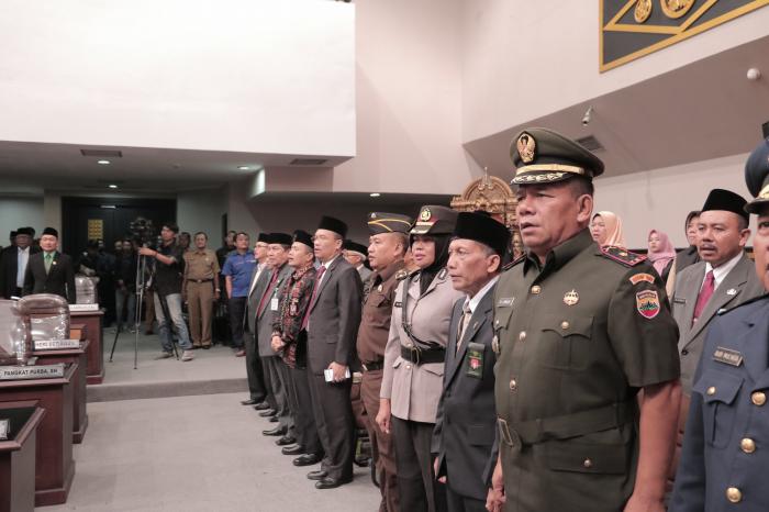 Galeri Fhoto DPRD Pekanbaru Pelantikan PAW Zulkarnain dari Fraksi PPP Menggantikan Said Usman Abdullah
