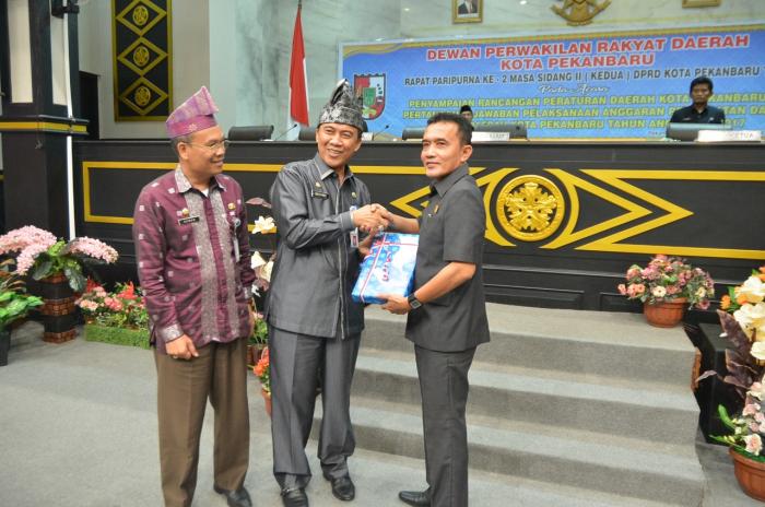 DPRD Gelar Paripurna Penyampaian Pertanggungjawaban Pelaksanaan APBD Tahun 2017