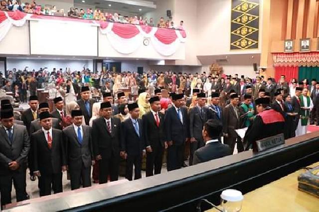 Pelantikan 45 Anggota DPRD Pekanbaru 2019-2024