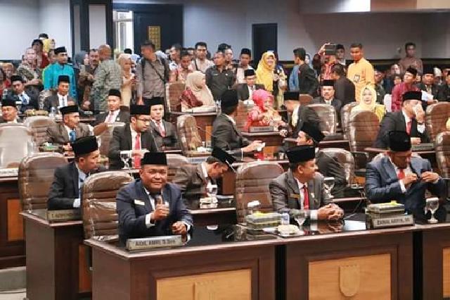 Pelantikan 45 Anggota DPRD Pekanbaru 2019-2024
