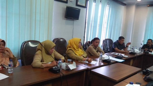 Bahas Kabar Pemotongan Insentif Guru, Komisi III DPRD Pekanbaru Hearing Bersama Guru dan Disdik 