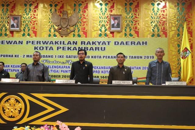 DPRD�Pekanbaru Sidang Paripurna Pembentukan dan Pengesahan AKD