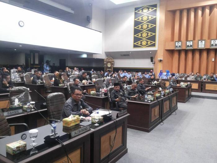 Galeri Fhoto Rangkaian Kegiatan Pengesahan APBD Kota Pekanbaru TA 2018 