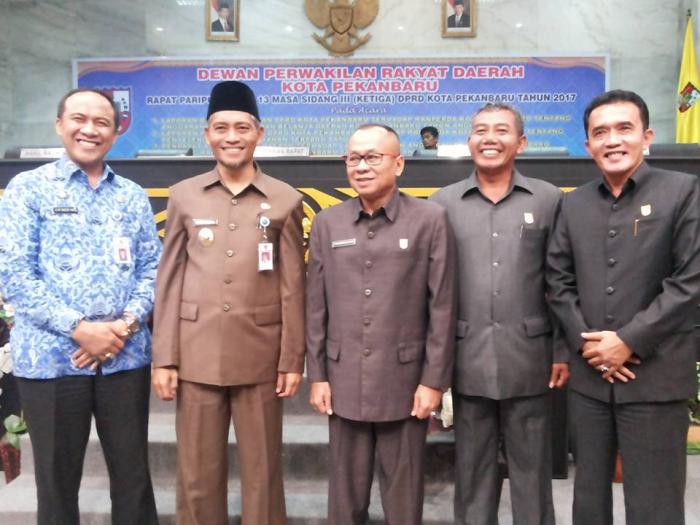 Galeri Fhoto Rangkaian Kegiatan Pengesahan APBD Kota Pekanbaru TA 2018 